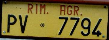 Agricultural trailer plate